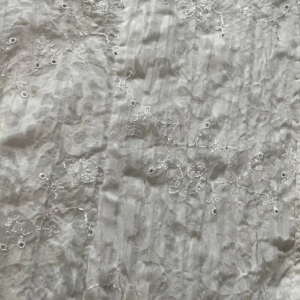 Brina & Em | White Eyelet Embroidered Button-Front Blouse | Large - Picture 5 of 8